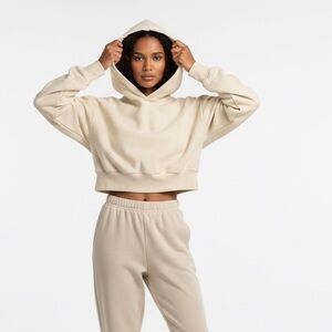 Aritzia TNA  Women's  Cream Cropped Hoodie Sweater -M